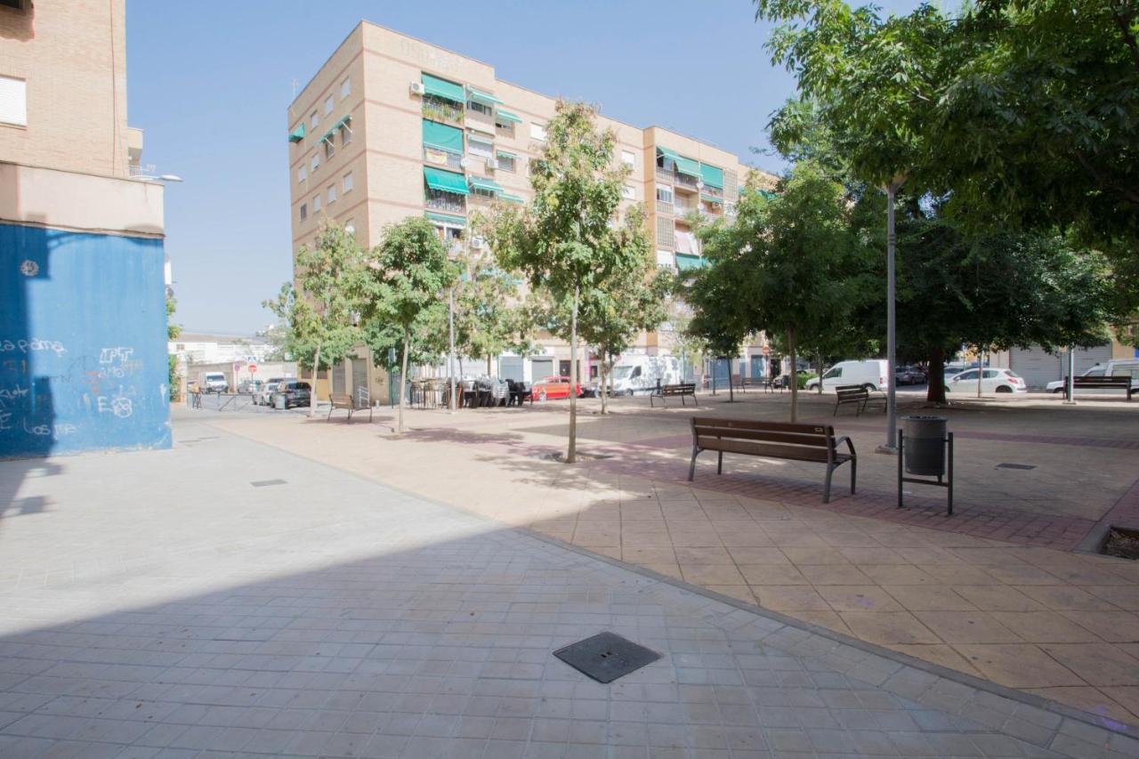 Piso Estadio De Los Carmenes Гранада Екстериор снимка
